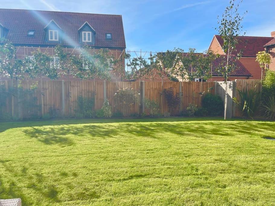 Stunning! Beautiful Contemporary Property In Holt, Norfolk 홀트 외부 사진