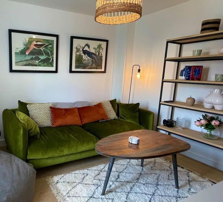 Stunning! Beautiful Contemporary Property In Holt, Norfolk 홀트 외부 사진