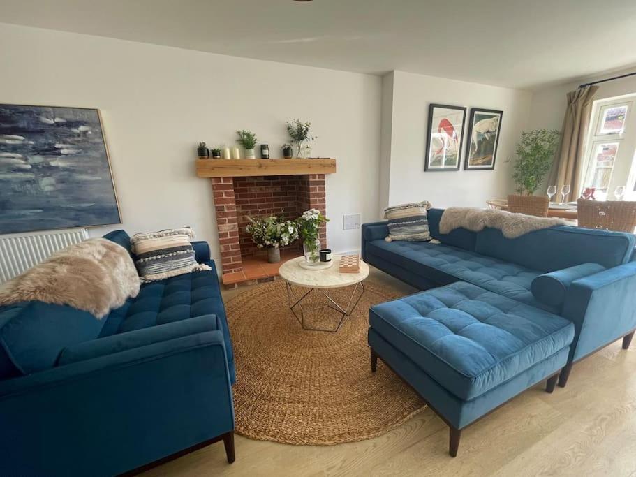 Stunning! Beautiful Contemporary Property In Holt, Norfolk 홀트 외부 사진